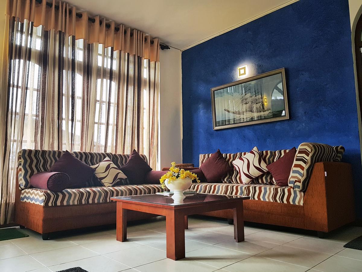 Hills Rest 2* Nuwara Eliya